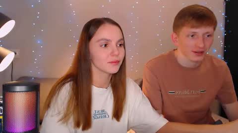 Snapshot of dyrinda chatting on December 15, 8:47 pm Julia and Dima online show from December 15, 8:47 pm