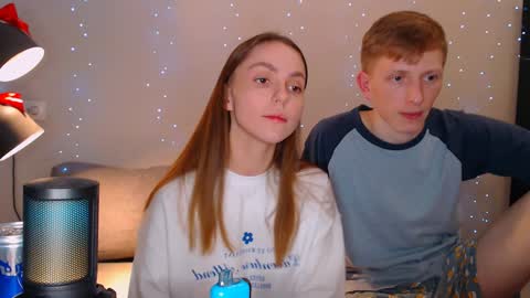 Snapshot of dyrinda chatting on January 20, 12:04 am Julia and Dima online show from January 20, 12:04 am