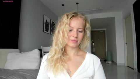 fansly - yourbestbaby online show from January 4, 2:14 am