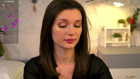 Snapshot of e_vvv_a chatting on January 4, 4:11 pm Eva online show from January 4, 4:11 pm