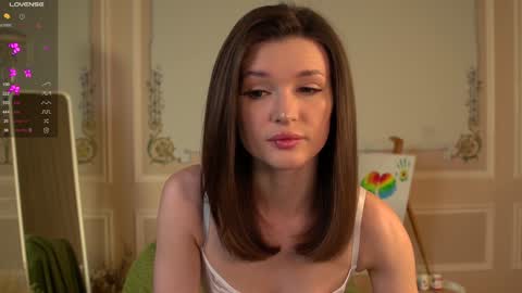 Snapshot of e_vvv_a chatting on January 3, 3:44 pm Eva online show from January 3, 3:44 pm