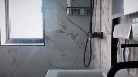 Nadia Ferreira  online show from March 4, 8:57 am