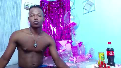 Chris Palaz  online show from November 25, 4:00 am