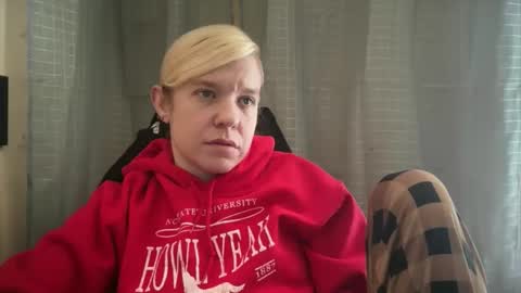 americnbarbie online show from December 19, 4:02 pm