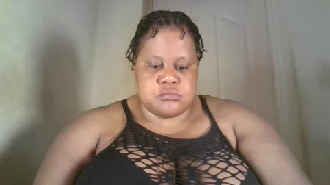 ebony_magixs online show from October 3, 2:53 am