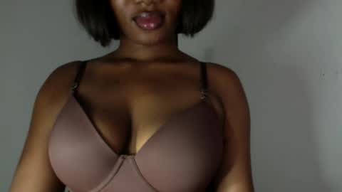 delilah online show from April 26, 7:00 pm