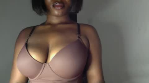 delilah online show from March 29, 4:58 am