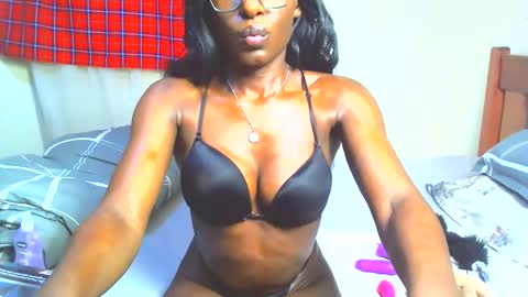 ebonychocholate254 online show from February 4, 12:25 am
