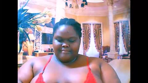 Snapshot of ebonyhotbuns4u2luv chatting on September 17, 6:55 pm ebonyhotbuns4u2luv online show from September 17, 6:55 pm