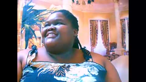 Snapshot of ebonyhotbuns4u2luv chatting on September 22, 5:11 am ebonyhotbuns4u2luv online show from September 22, 5:11 am