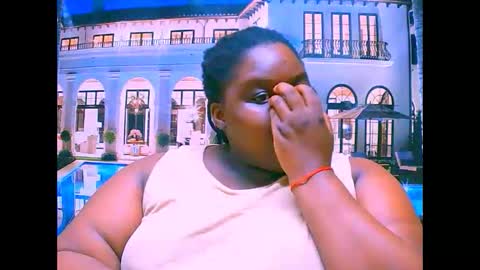Snapshot of ebonyhotbuns4u2luv chatting on October 15, 7:15 pm ebonyhotbuns4u2luv online show from October 15, 7:15 pm