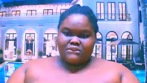Snapshot of ebonyhotbuns4u2luv chatting on October 1, 8:13 am ebonyhotbuns4u2luv online show from October 1, 8:13 am