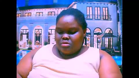 Snapshot of ebonyhotbuns4u2luv chatting on October 16, 7:24 pm ebonyhotbuns4u2luv online show from October 16, 7:24 pm