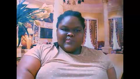 Snapshot of ebonyhotbuns4u2luv chatting on September 14, 6:31 pm ebonyhotbuns4u2luv online show from September 14, 6:31 pm