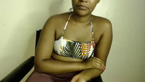 ebonylolo online show from December 31, 9:53 am