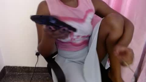 ebonylolo online show from February 17, 1:00 pm