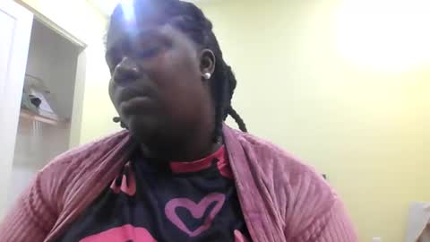 MistressNubian1 online show from January 4, 9:10 am