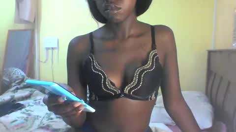 Ebonymuse2 online show from March 18, 8:58 pm