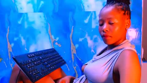 ebonypretty69 online show from December 4, 6:46 am