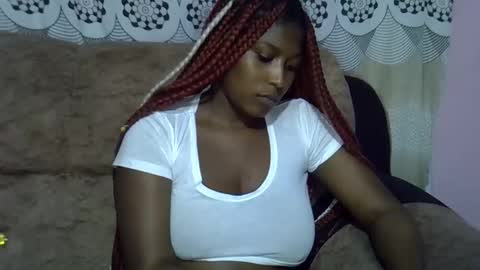 pretty online show from April 15, 6:44 pm