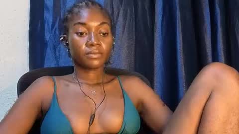 Snapshot of ebonyx_kokox chatting on September 11, 7:37 pm ebonyx_kokox online show from September 11, 7:37 pm