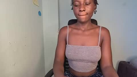 Skye online show from December 8, 6:54 am