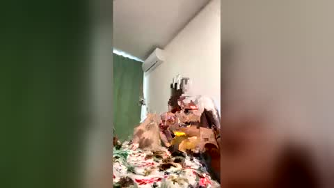 AliceTurner online show from February 9, 8:40 am