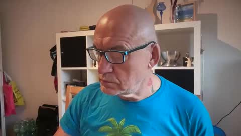 eddelmar online show from February 16, 9:40 am