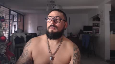 edgarram83 online show from December 27, 11:21 pm