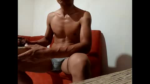 edgarsanmartin550 online show from May 25, 7:03 am