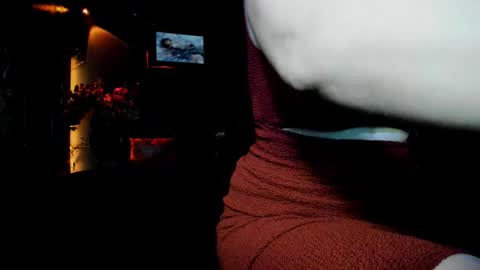 Snapshot of edgequeen69 chatting on October 11, 6:44 pm EdgeQueen69 online show from October 11, 6:44 pm