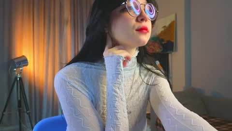 Snapshot of edithbrucker chatting on March 6, 3:02 am Im Sally  Im new here   lets meet online show from March 6, 3:02 am