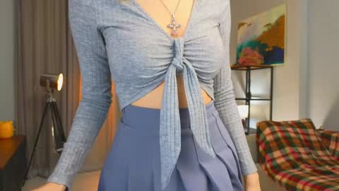 Snapshot of edithbrucker chatting on February 7, 3:13 am Im Sally  Im new here   lets meet online show from February 7, 3:13 am