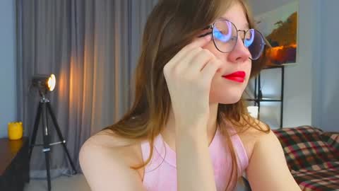Snapshot of edithbrucker chatting on February 2, 3:10 am Im Sally  Im new here   lets meet online show from February 2, 3:10 am