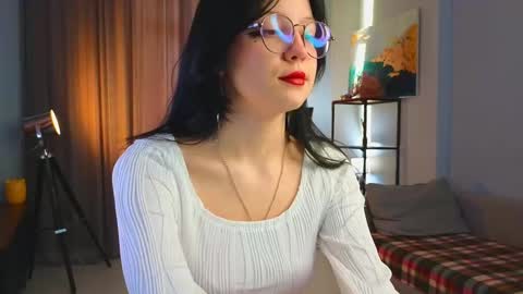 Snapshot of edithbrucker chatting on February 20, 3:56 am Im Sally  Im new here   lets meet online show from February 20, 3:56 am