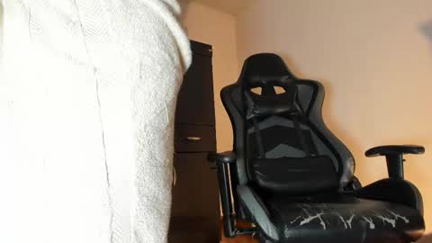 edward online show from February 17, 9:36 pm