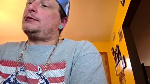 edwardaims_2please online show from November 14, 6:10 pm