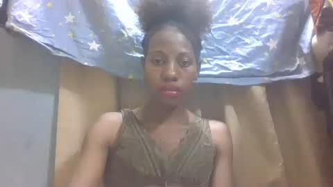 edwige770943 online show from April 13, 7:23 am