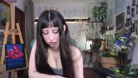 effiemeowley online show from May 31, 7:07 am