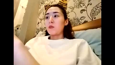 Effy online show from December 19, 3:18 pm