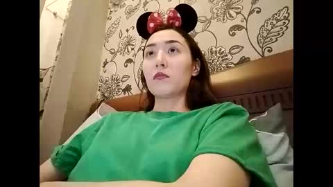 Effy online show from March 27, 1:56 pm