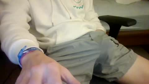 eframm online show from December 11, 10:49 pm