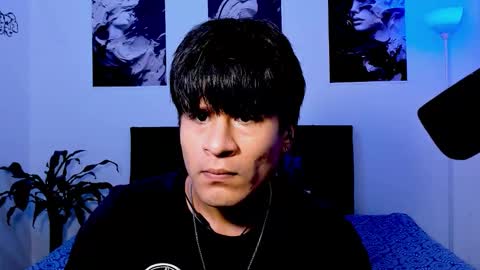 Snapshot of eiden_allenx1 chatting on October 10, 6:25 pm eiden_allenx1 online show from October 10, 6:25 pm