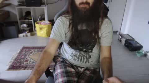 eighthundredeightyeight online show from December 19, 10:33 am