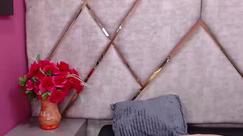 Snapshot of eimy_cutte chatting on February 4, 6:27 pm eimy_cutte online show from February 4, 6:27 pm