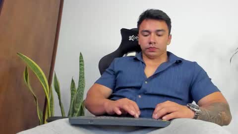 EITHAN CONOR online show from October 7, 3:02 am