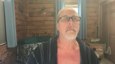 ejvazbjcbqmk online show from March 18, 6:25 pm