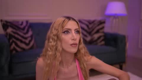 Ella online show from March 11, 5:54 am