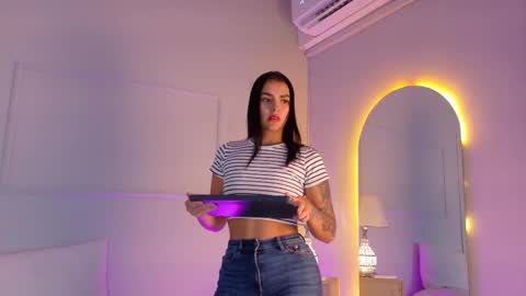 ELECTRA  online show from February 16, 7:01 pm