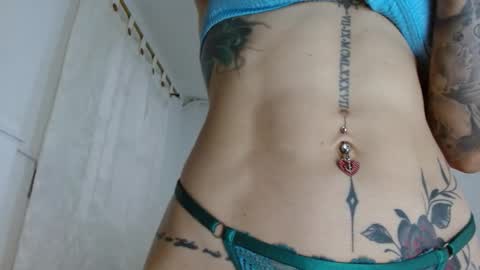 Snapshot of elektratattoo chatting on September 17, 4:21 pm elektra online show from September 17, 4:21 pm